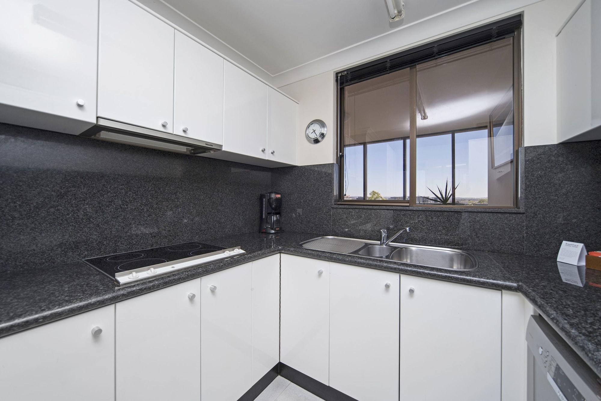 Breakfree Capital Tower Apartments Kanberra Dış mekan fotoğraf